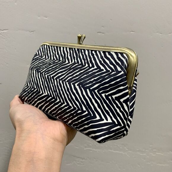 Handmade Genuine Calfskin Kisslock Clutch/Cosmetic bag/Phone Case/Crossbody - Picture 9 of 14